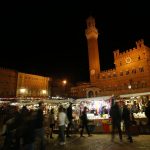 Il medioevo e contemporaneità al Mercato nel Campo di Siena